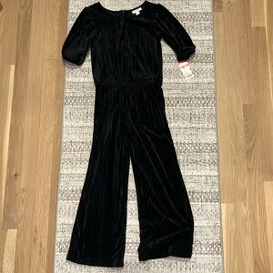 NWT Cat & Jack black velvet short sleeve pant romper sz 6/6x